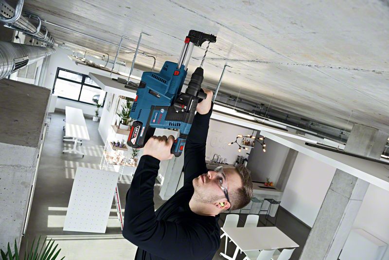 BOSCH Akku-Bohrhammer mit SDS plus GBH 18V-26 F: 2x Akku GBA 6.0Ah, Staubabsaugsystem BOSCH Akku-Bohrhammer mit SDS plus GBH 18V-26 F: 2x Akku GBA 6.0Ah, Staubabsaugsystem