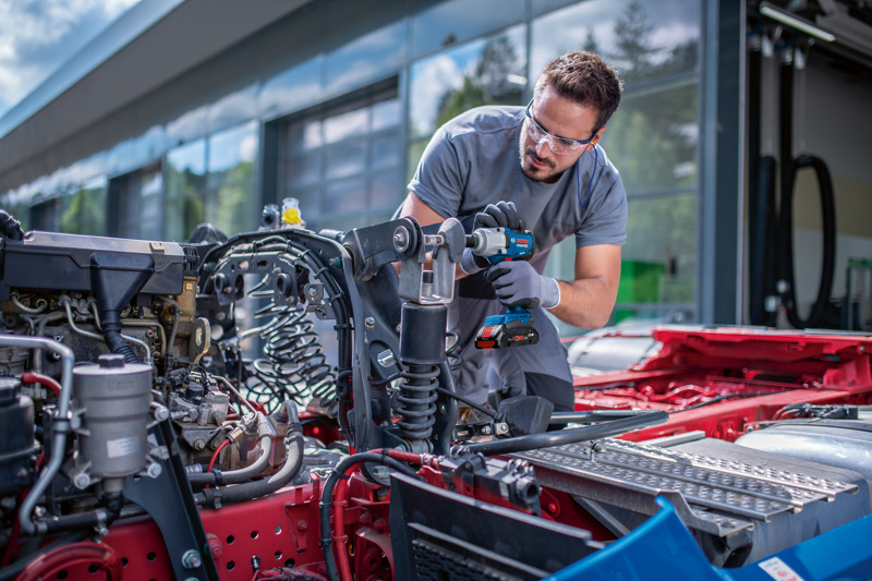 BOSCH Akku-Drehschlagschrauber GDS 18V-450 HC