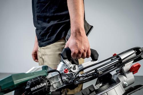 METABO Kapp- u.Gehrungssäge KGS 305 M 305x110mm 1600 W 3700min-¹ 305x30mm METABO METABO Kapp- u.Gehrungssäge KGS 305 M 305x110mm 1600 W 3700min-¹ 305x30mm METABO