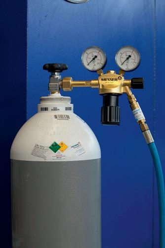 MESSER-CUTTING Flaschendruckminderer CONSTANT 2000 Argon/CO₂ 300bar 32l/min W30x2-D.15.9/20.1