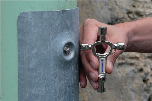 PROMAT Schaltschrankschlüssel 9 Funktionen integr.Flaschenöffner PROMAT PROMAT Schaltschrankschlüssel 9 Funktionen integr.Flaschenöffner PROMAT