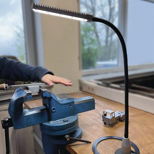 BAUER & BÖCKER LED-Arbeitsleuchte Fluter 10 W 950 lm BAUER & BÖCKER BAUER & BÖCKER LED-Arbeitsleuchte Fluter 10 W 950 lm BAUER & BÖCKER