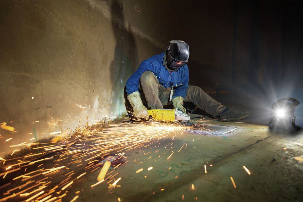 ANSMANN Arbeitsleuchte WL60W 18V Hybrid kabelgebunden & wiederaufladbar ANSMANN Arbeitsleuchte WL60W 18V Hybrid kabelgebunden & wiederaufladbar