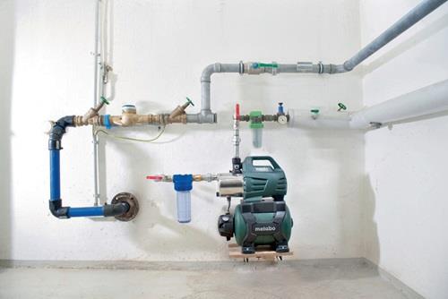 METABO Hauswasserwerk HWW 6000/25 Inox 6000 l/h 55m 8m 1300W STA 24l METABO METABO Hauswasserwerk HWW 6000/25 Inox 6000 l/h 55m 8m 1300W STA 24l METABO