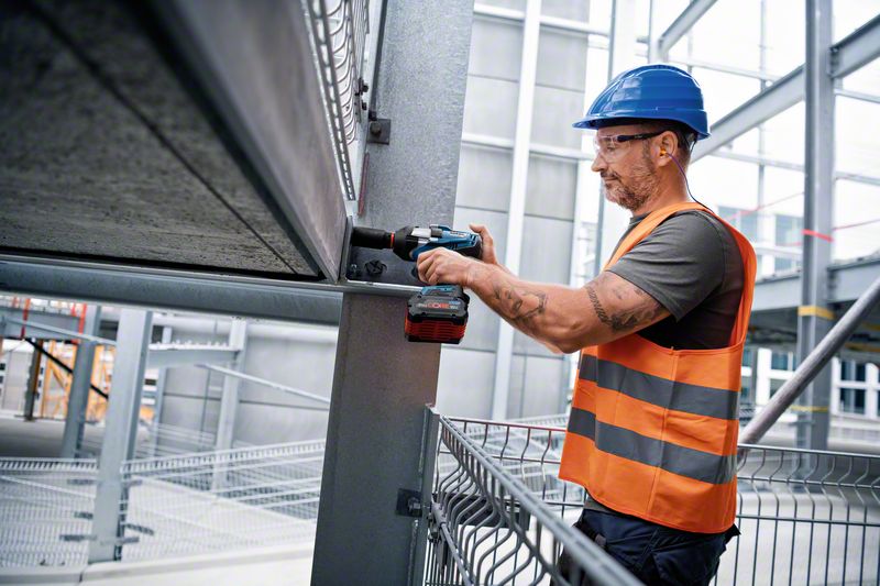 BOSCH Akku-Drehschlagschrauber GDS 18V-1000 C: 2x Akku ProCORE18V 8.0Ah in L-BOXX BOSCH Akku-Drehschlagschrauber GDS 18V-1000 C: 2x Akku ProCORE18V 8.0Ah in L-BOXX
