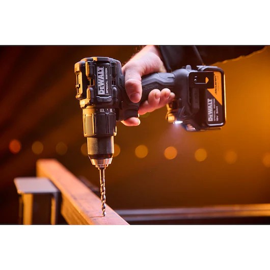 DEWALT® x McLaren F1 Team 18V XR® Brushless Schlagbohrschrauber – 2×5Ah