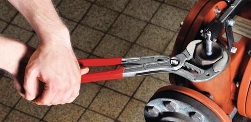 KNIPEX Rohr- u.Wasserpumpenzange Cobra® L.560mm Spann-W.120mm pol.Ku.-Überzug KNIPEX KNIPEX Rohr- u.Wasserpumpenzange Cobra® L.560mm Spann-W.120mm pol.Ku.-Überzug KNIPEX