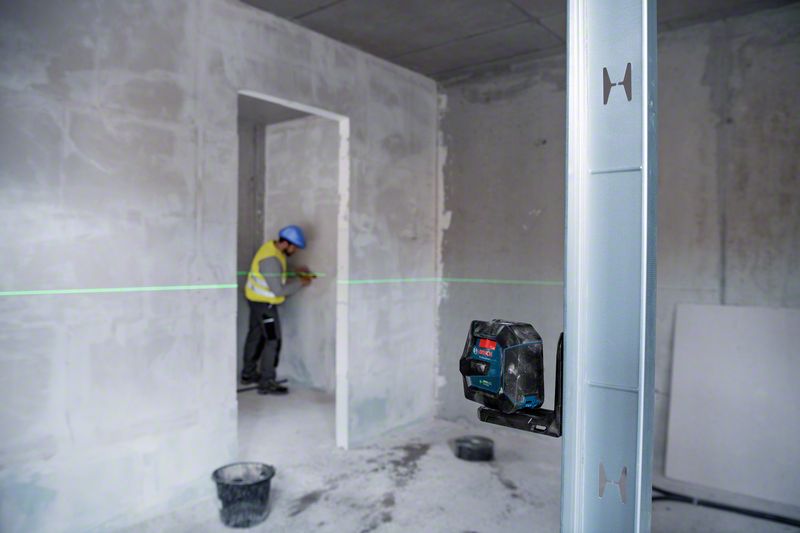 BOSCH Linienlaser GLL 2-15 G mit Baustativ BOSCH Linienlaser GLL 2-15 G mit Baustativ