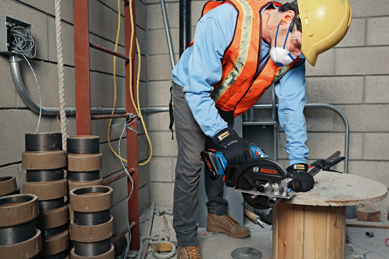 BOSCH Akku-Kreissäge GKM 18V-50