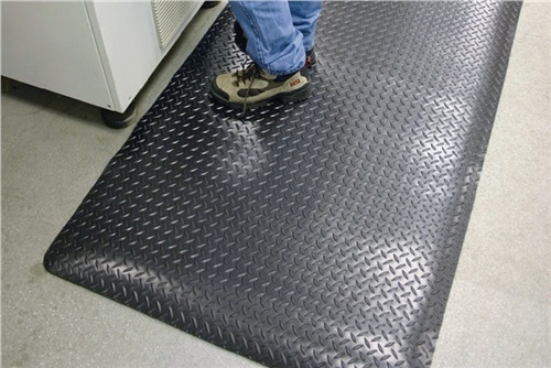 COBA Arbeitsplatzbodenbelag Zuschn.B600xS14mm schwarz/gelb PVC,2-lagig Preis p.lfd.m