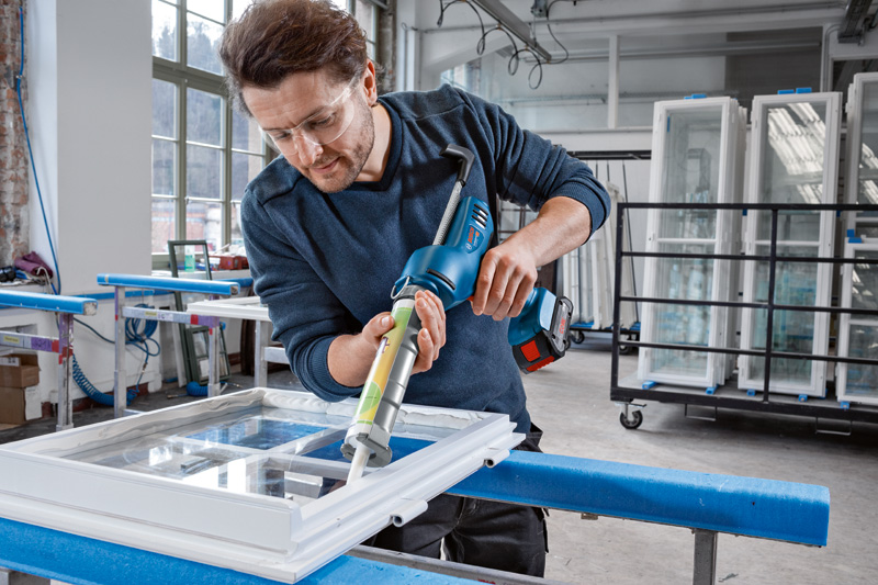 BOSCH Akku-Kartuschenpresse GCG 18V-310