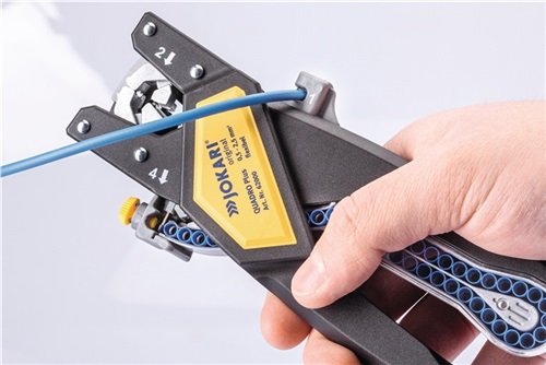 JOKARI Automatikabisolierzange QUADRO Plus L.259mm 0,5-2,5 mm² JOKARI JOKARI Automatikabisolierzange QUADRO Plus L.259mm 0,5-2,5 mm² JOKARI